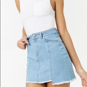 🦋Frayed Step-Hem Denim Skirt🦋
